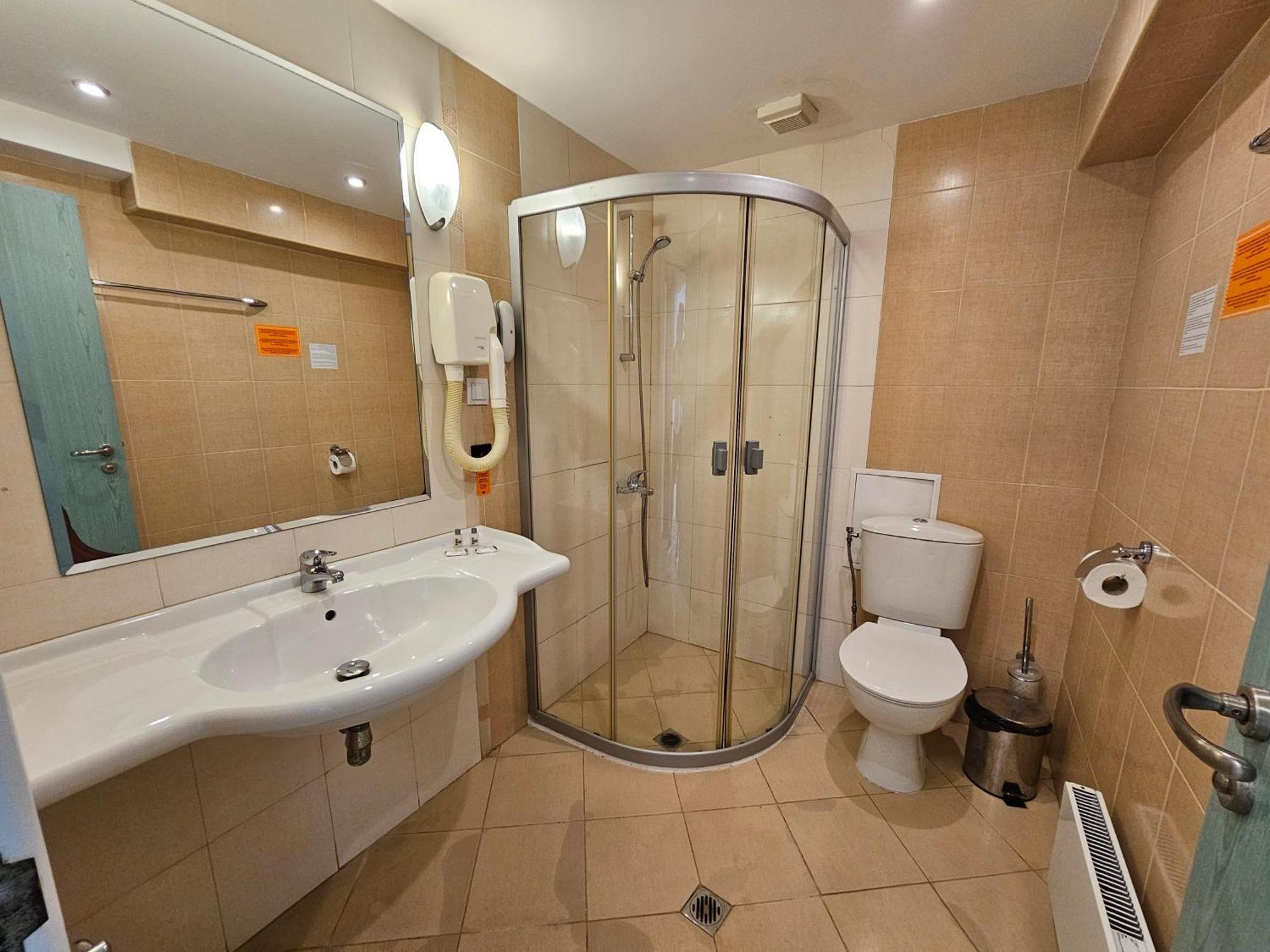 Europroperties Berlin Appartamento Varna
